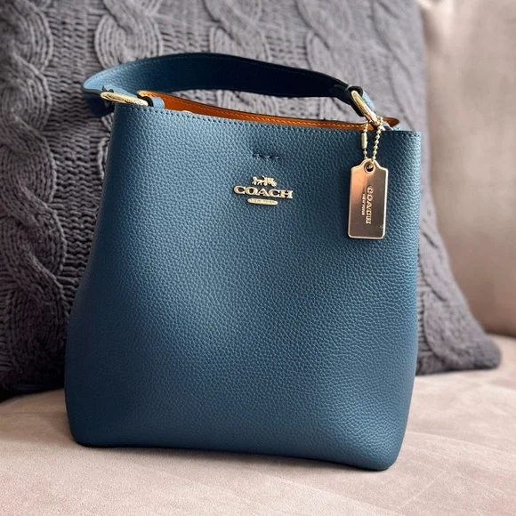 Coach Small Town Bucket Bag peacock teal gold crossbody or handheld bag purse - Picture 3 of 11